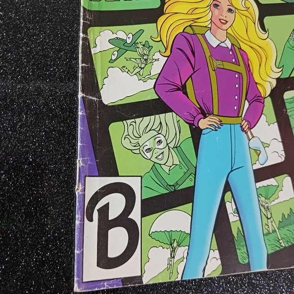 Vintage Barbie Comic Book, Vol. 1. No. 8. August 1991. - Picture 5 of 5